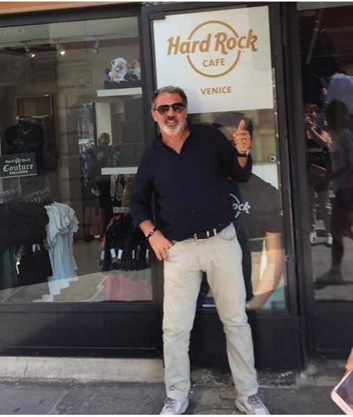 Chanteur sur scène Porto-Vecchio